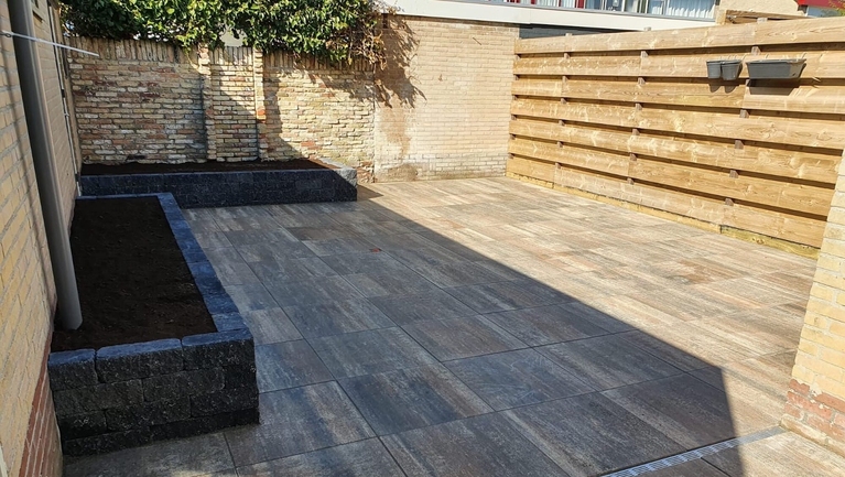 Bestrating terras Stek Hovenier