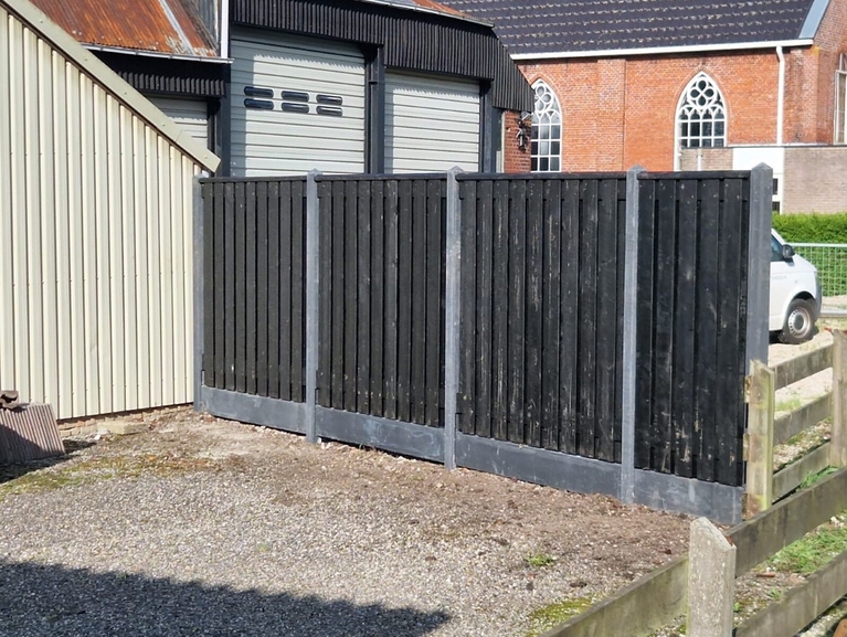 Schutting en hekwerk plaatsen
