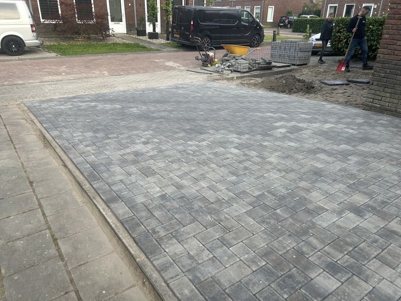 Bestrating oprit Leeuwarden